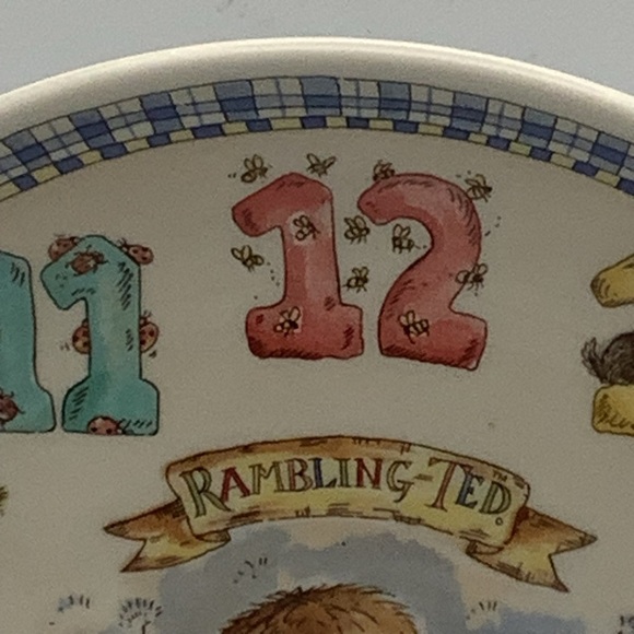 Vintage Wedgwood England Rambling Ted Children’s Wall Clock - Picture 5 of 15